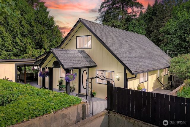 14902 Turner Road SE, Rainier, WA 98576
