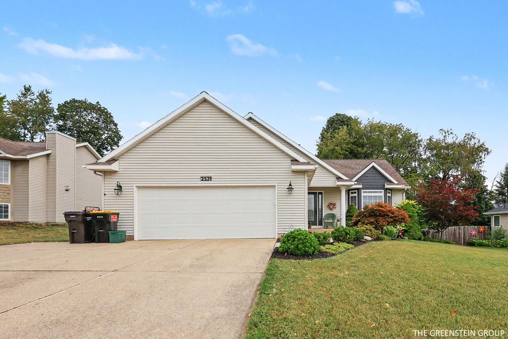 2531 Ridge Top Drive Sw, Byron Twp, MI 49315