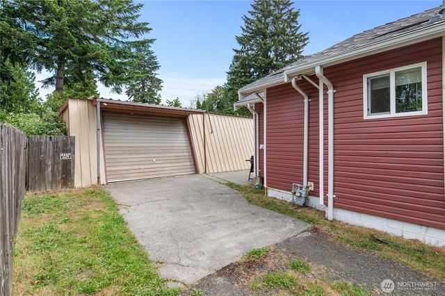 3622 W E Street, Bremerton, WA 98312