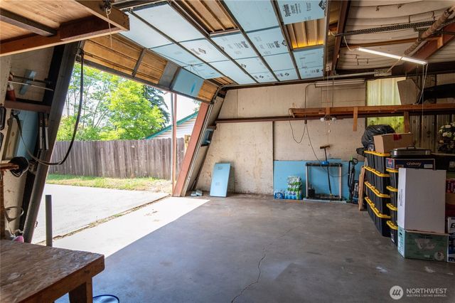 3622 W E Street, Bremerton, WA 98312