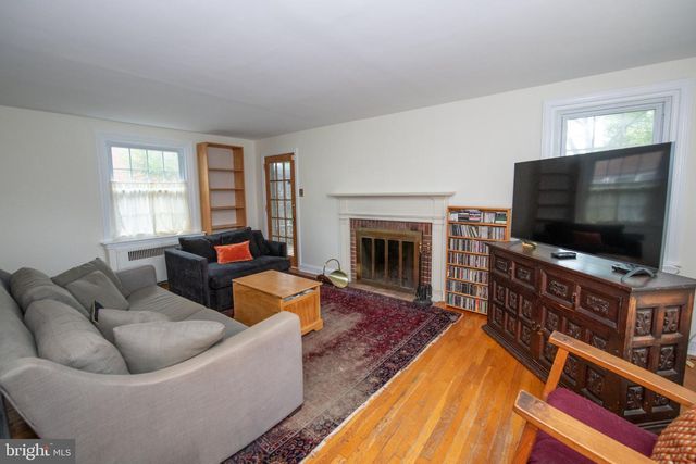 434 LONGFELLOW RD, Wyncote, PA 19095
