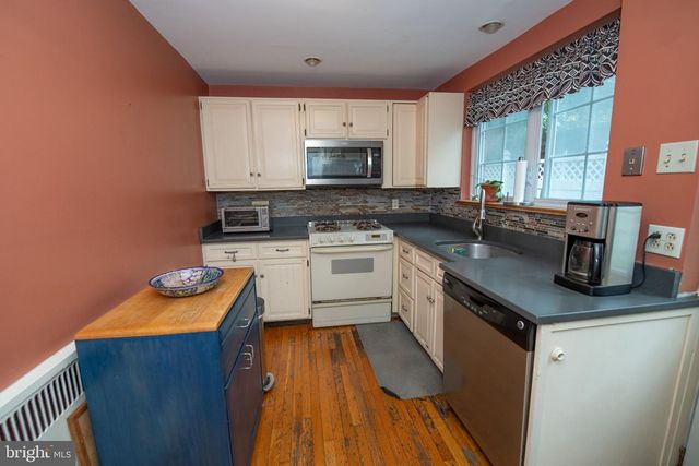 434 LONGFELLOW RD, Wyncote, PA 19095