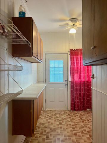 920 Montgomery Street, Memphis, TX 79245