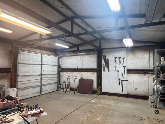 920 Montgomery Street, Memphis, TX 79245