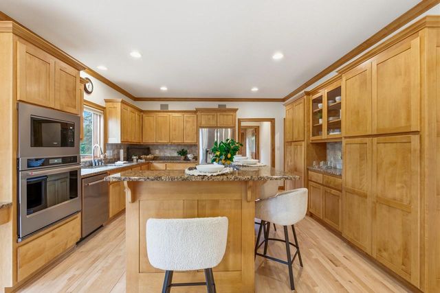 N36W22663 Long Valley ROAD, Pewaukee, WI 53072