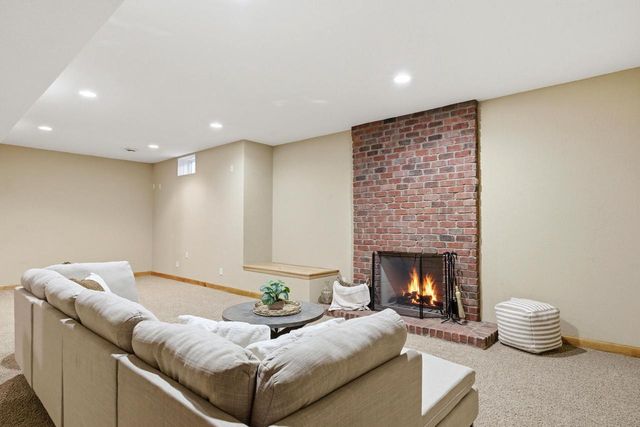 N36W22663 Long Valley ROAD, Pewaukee, WI 53072