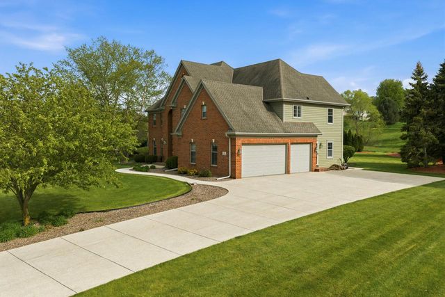 N36W22663 Long Valley ROAD, Pewaukee, WI 53072