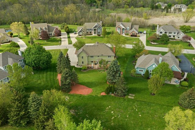 N36W22663 Long Valley ROAD, Pewaukee, WI 53072