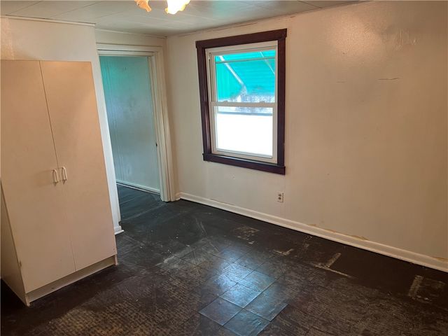 1736 Cecil St, Sharpsburg, PA 15215