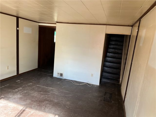 1736 Cecil St, Sharpsburg, PA 15215