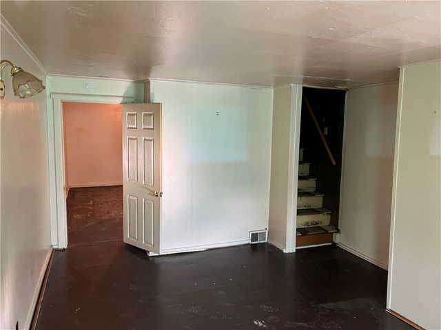 1736 Cecil St, Sharpsburg, PA 15215