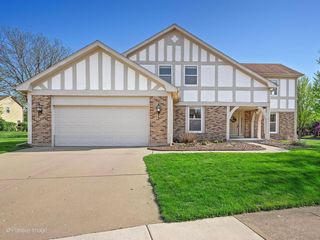 340 Whitehall Terrace, Bloomingdale, IL 60108