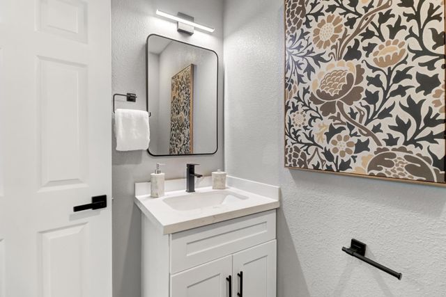 1330 Kean Ave, Yuba City, CA 95993