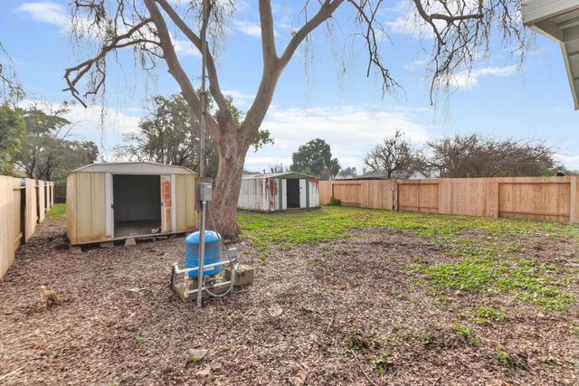 1330 Kean Ave, Yuba City, CA 95993