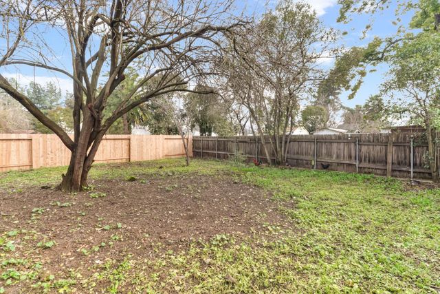 1330 Kean Ave, Yuba City, CA 95993