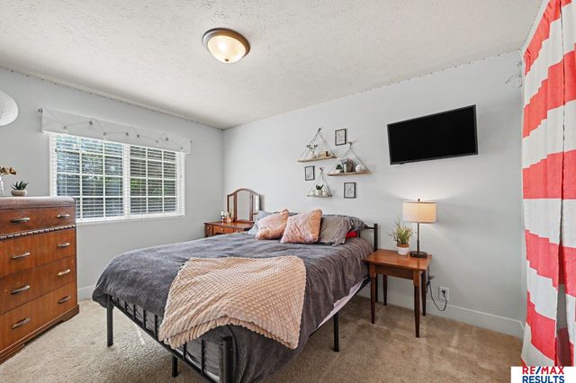 7508 S 180 Avenue, Omaha, NE 68136