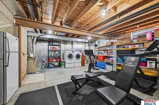 7508 S 180 Avenue, Omaha, NE 68136