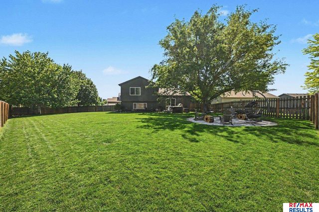 7508 S 180 Avenue, Omaha, NE 68136
