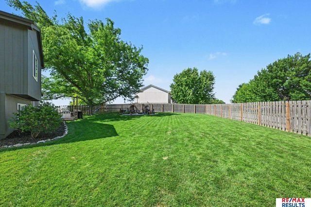 7508 S 180 Avenue, Omaha, NE 68136