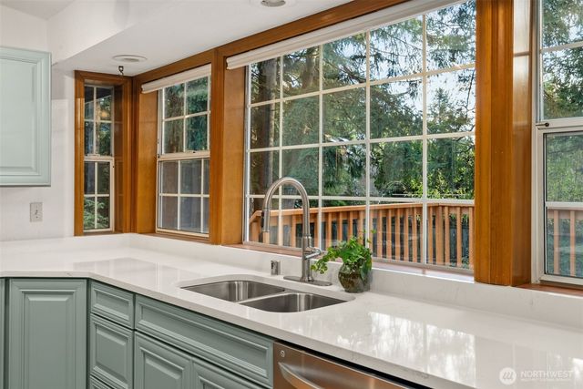 1201 Tabitha Court NW, Olympia, WA 98502