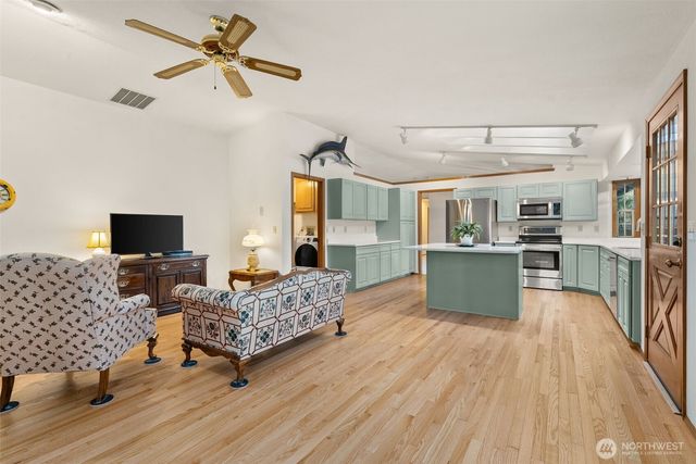 1201 Tabitha Court NW, Olympia, WA 98502