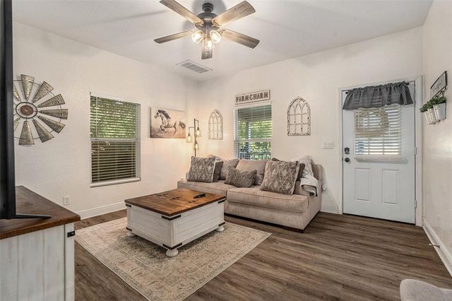 4921 6TH STREET, Zephyrhills, FL 33542