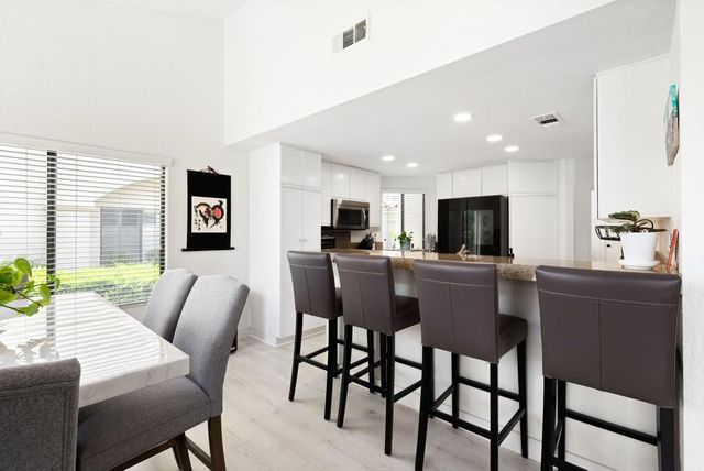 54912 Shoal Creek, La Quinta, CA 92253