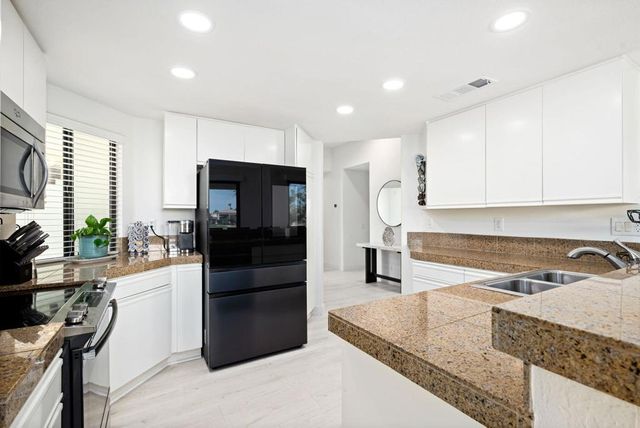 54912 Shoal Creek, La Quinta, CA 92253