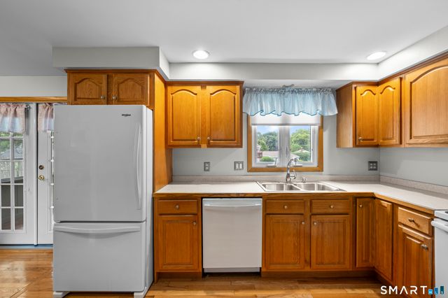124 Appletree Drive, East Hartford, CT 06118