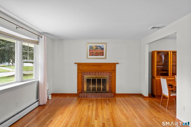 124 Appletree Drive, East Hartford, CT 06118