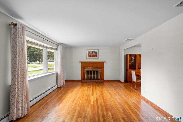 124 Appletree Drive, East Hartford, CT 06118
