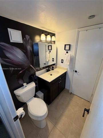 1100 Saint Charles Pl L6, Pembroke Pines, FL 33026