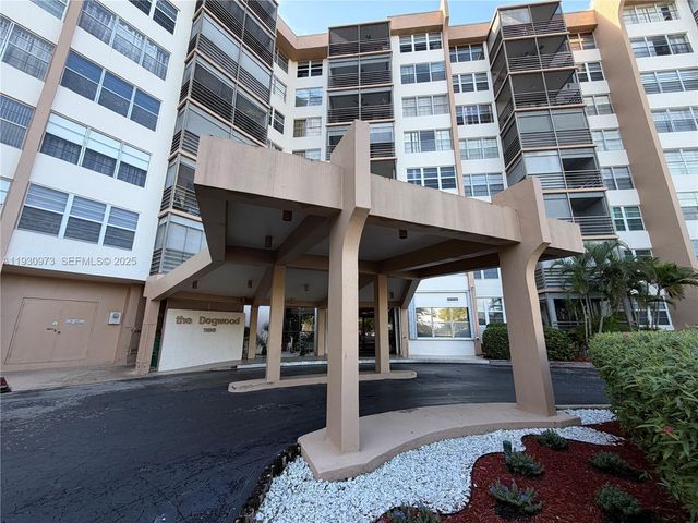 1100 Saint Charles Pl L6, Pembroke Pines, FL 33026