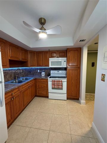 1100 Saint Charles Pl L6, Pembroke Pines, FL 33026