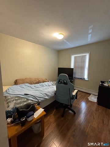 15 Harriet Street, Norwich, CT 06360