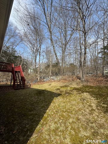 15 Harriet Street, Norwich, CT 06360