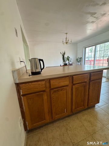 15 Harriet Street, Norwich, CT 06360