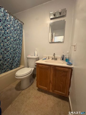 15 Harriet Street, Norwich, CT 06360