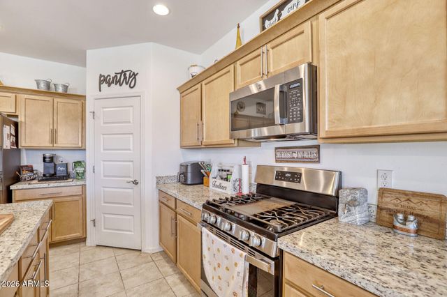 16903 W BETH Drive, Goodyear, AZ 85338