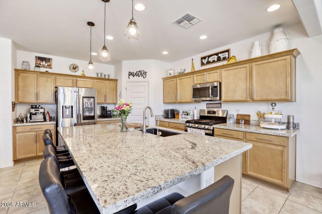 16903 W BETH Drive, Goodyear, AZ 85338