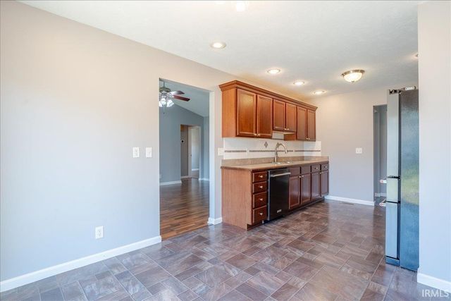 12522 Cold Water Drive, Evansville, IN 47725