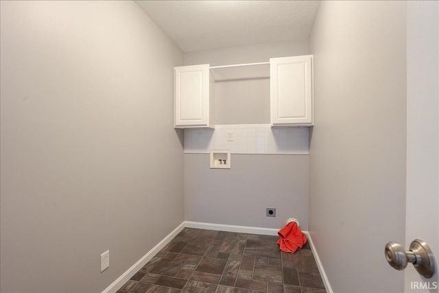 12522 Cold Water Drive, Evansville, IN 47725