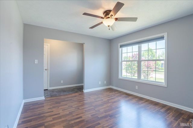 12522 Cold Water Drive, Evansville, IN 47725
