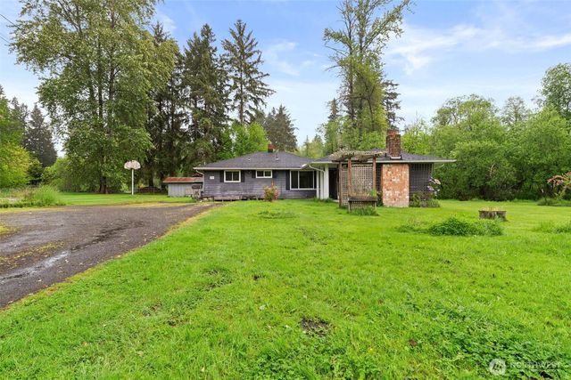 5615 Maltby Road, Woodinville, WA 98072