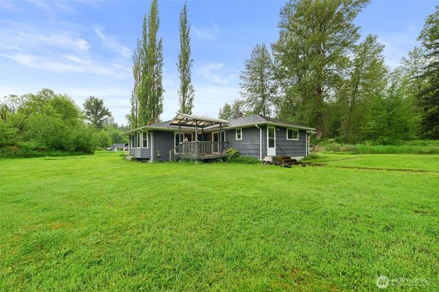 5615 Maltby Road, Woodinville, WA 98072