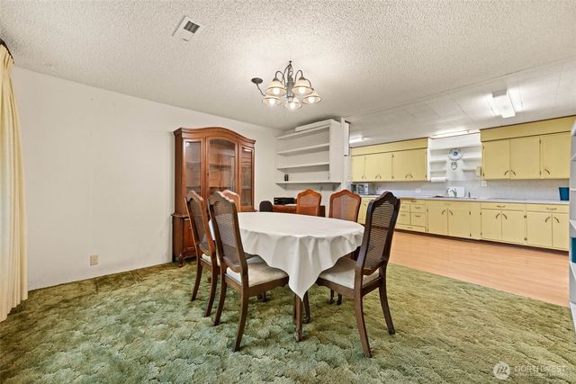 5615 Maltby Road, Woodinville, WA 98072