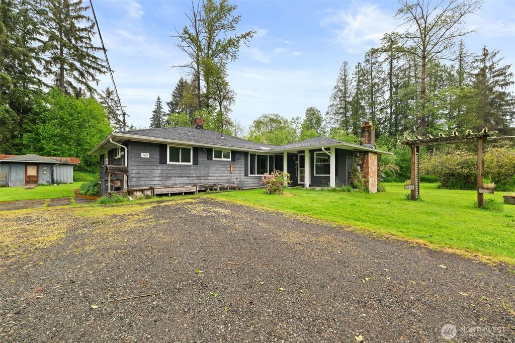 5615 Maltby Road, Woodinville, WA 98072