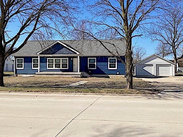 515 N 1st Street, Greene, IA 50636