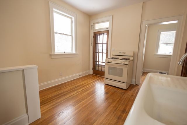 694 Wilson Avenue, Columbus, OH 43205