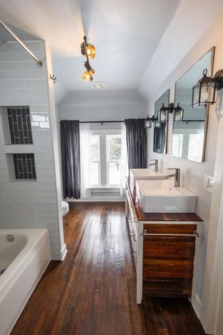 694 Wilson Avenue, Columbus, OH 43205